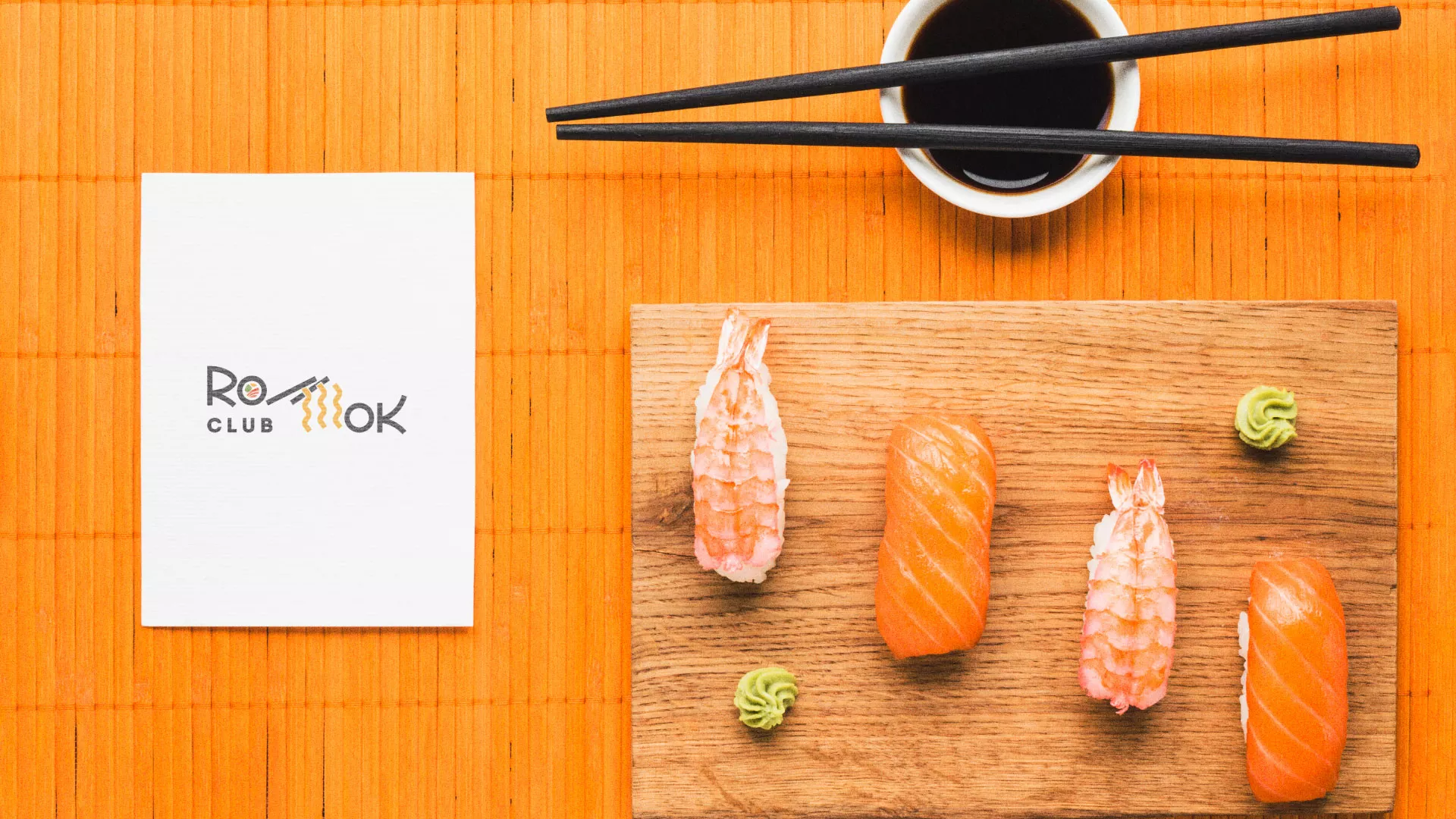 Создание логотипа суши-бара «Roll Wok Club» в Шумерле